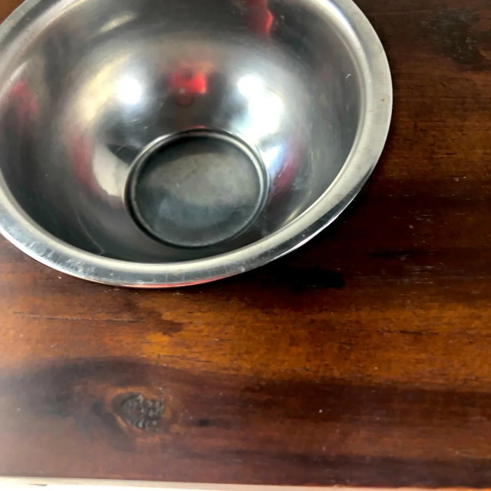 Great little animal water & food bowl. Wood & metal